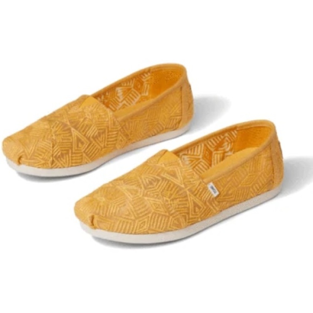 Toms Embroidered Size 12 Yellow Boho Flats